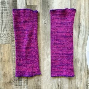 Purple and pink women’s leg warmers